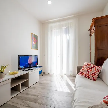 아파트 La Casina Della Pia *